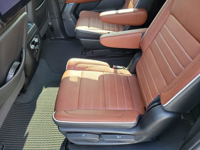 Certified 2024 GMC Yukon XL Denali Ultimate image 13