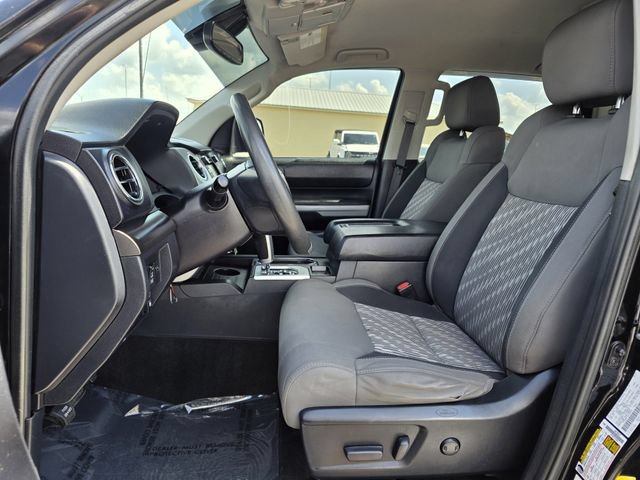 Used 2019 Toyota Tundra SR5 w/ Convenience Package AWD/4WD image 12