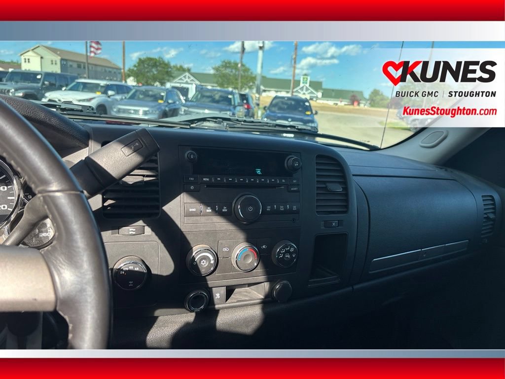 Used 2009 GMC Sierra 1500 SLE w/ Power Pack Plus AWD/4WD image 15