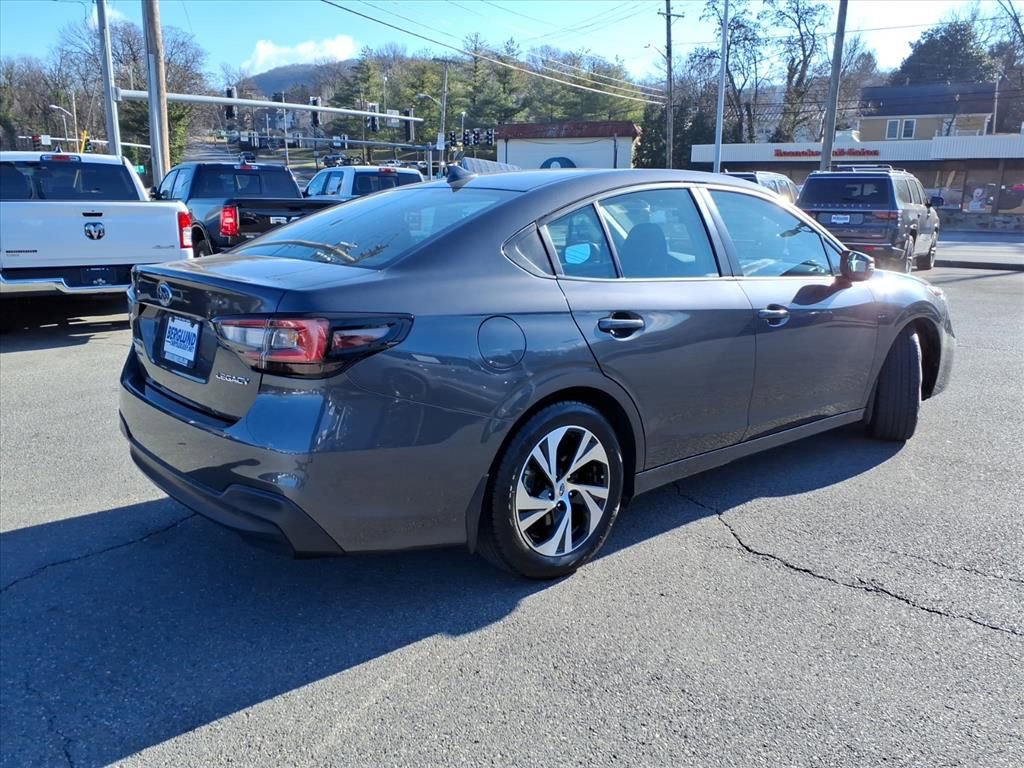 Used 2023 Subaru Legacy Premium image 4