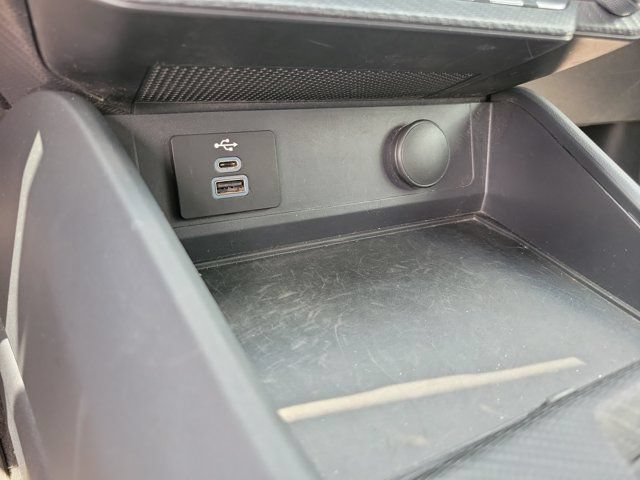 Used 2025 Ford Mustang Premium RWD image 15