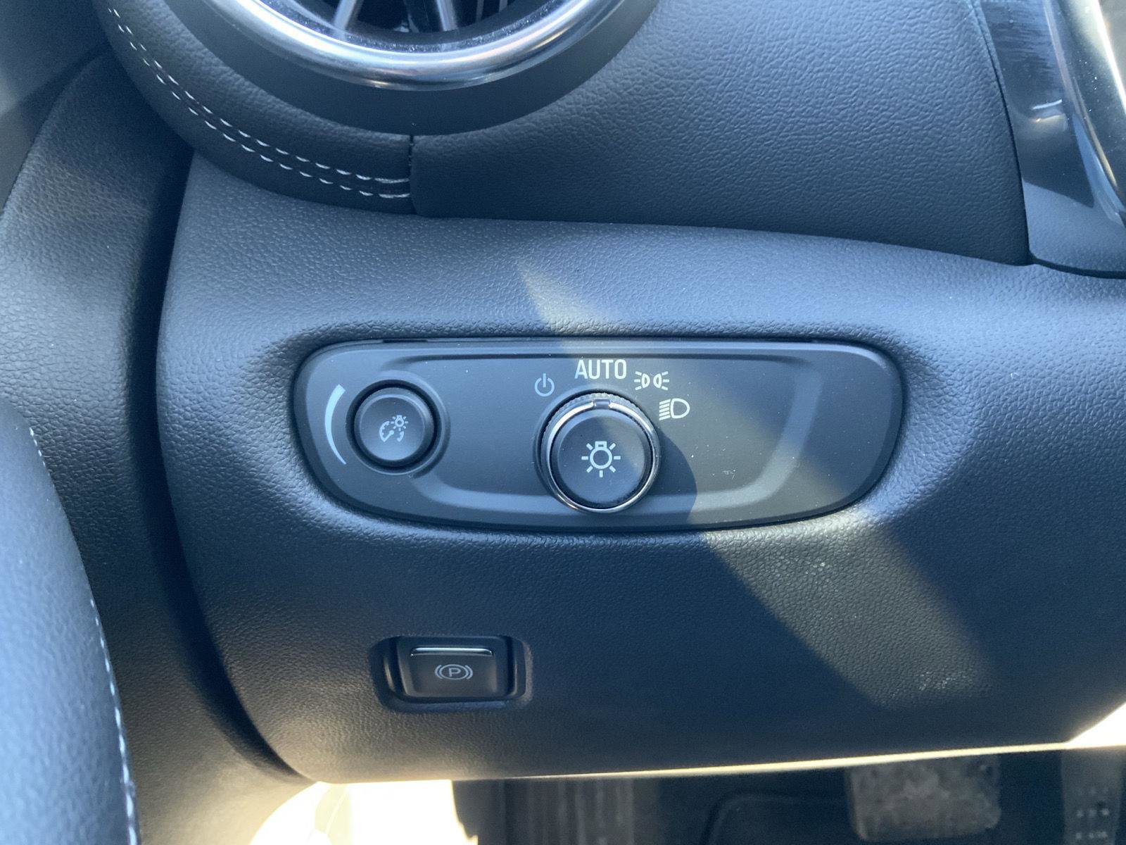 Used 2024 Chevrolet Blazer LT w/ Sound & Technology Package image 35