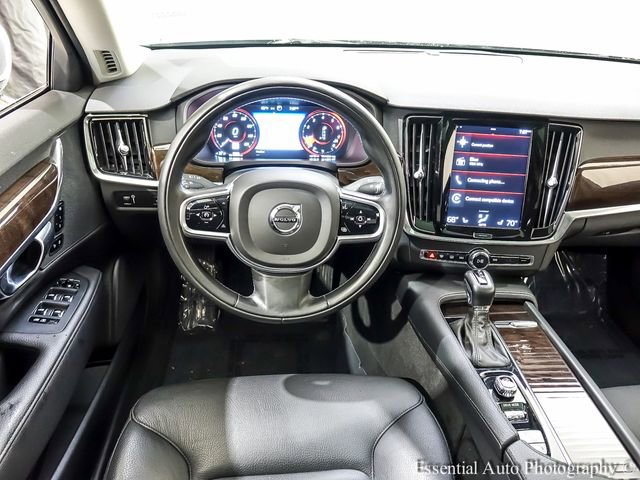 Used 2018 Volvo S90 T5 Momentum w/ Convenience Package image 3