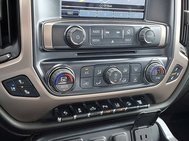 Used 2017 GMC Sierra 2500 Denali w/ Duramax Plus Package AWD/4WD image 15