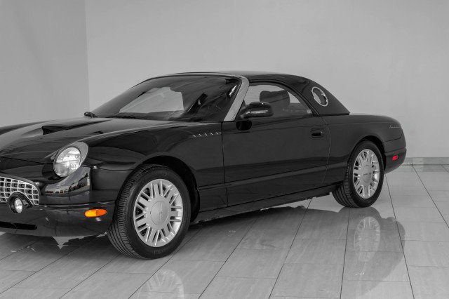 Used 2002 Ford Thunderbird image 34