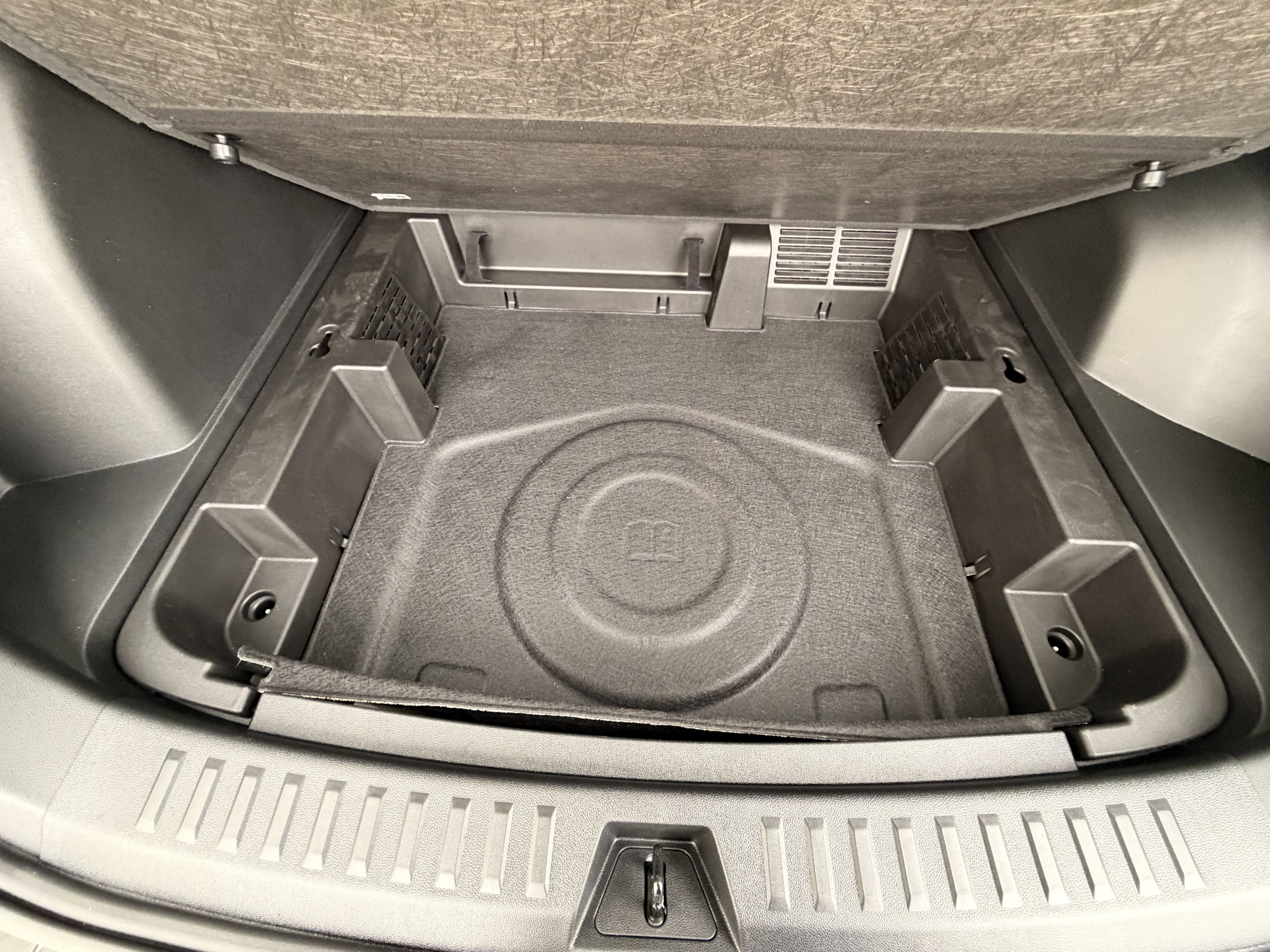 New 2026 GMC Terrain AT4 w/ Convenience Package III image 38