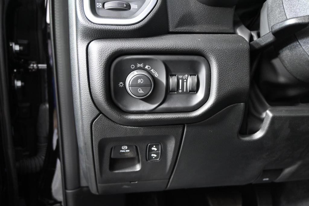 Used 2026 RAM 1500 Big Horn AWD/4WD image 23