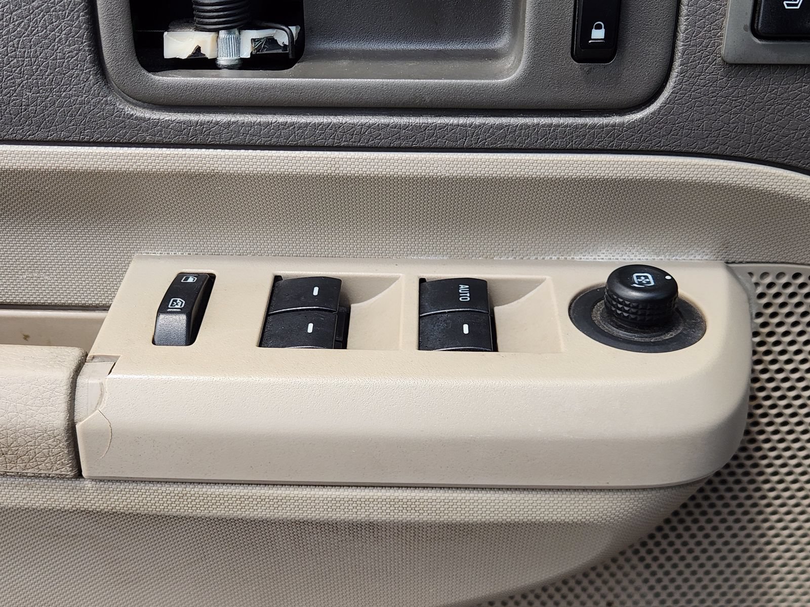 Used 2009 Ford Edge Limited FWD image 26