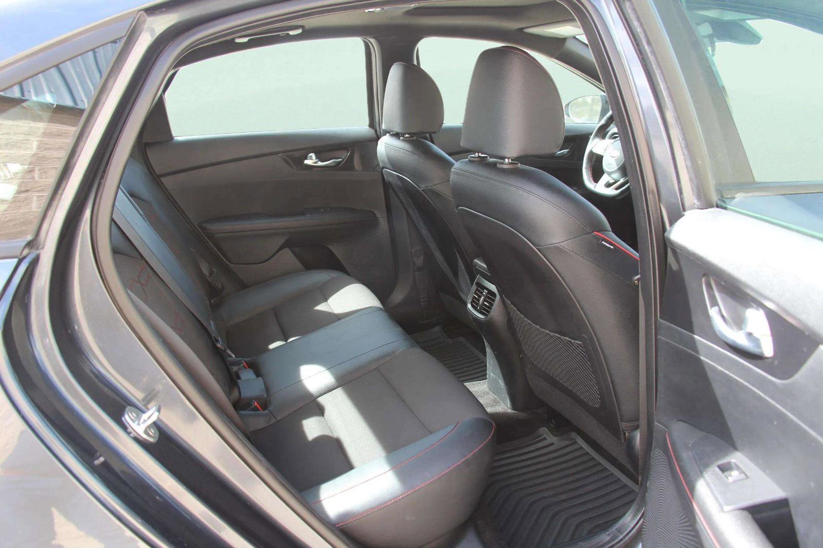 Used 2020 Kia Forte GT image 29