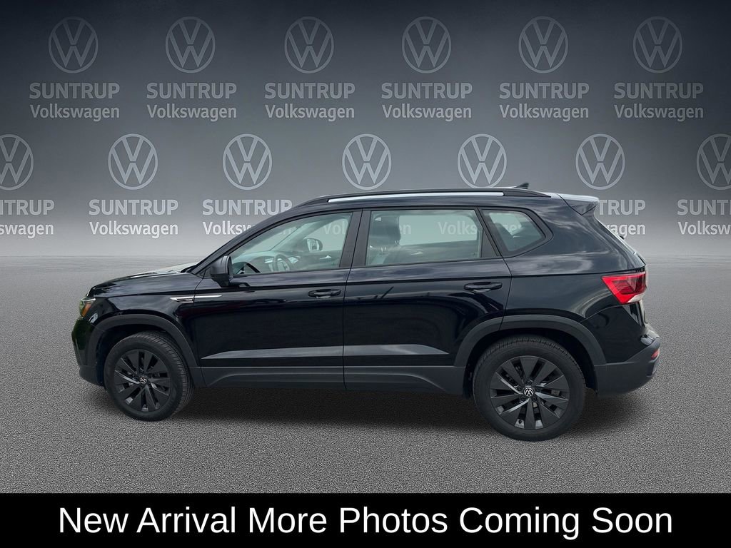 Used 2023 Volkswagen Taos S FWD image 2