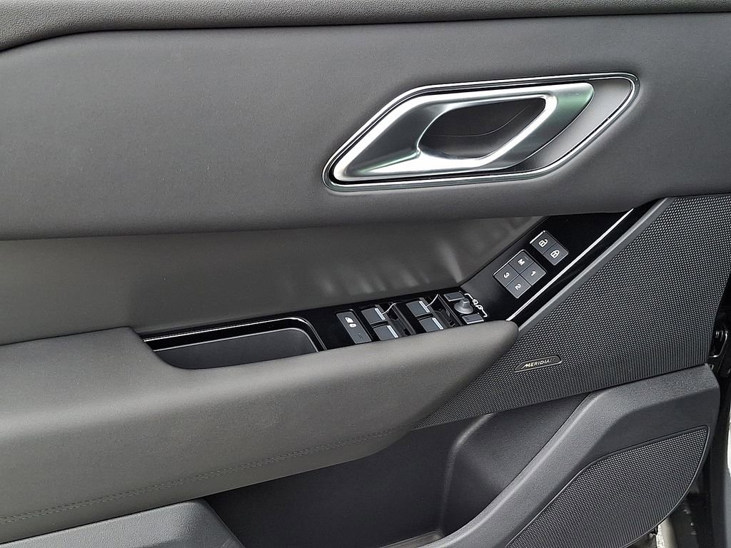 New 2026 Land Rover Range Rover Velar S AWD/4WD image 8