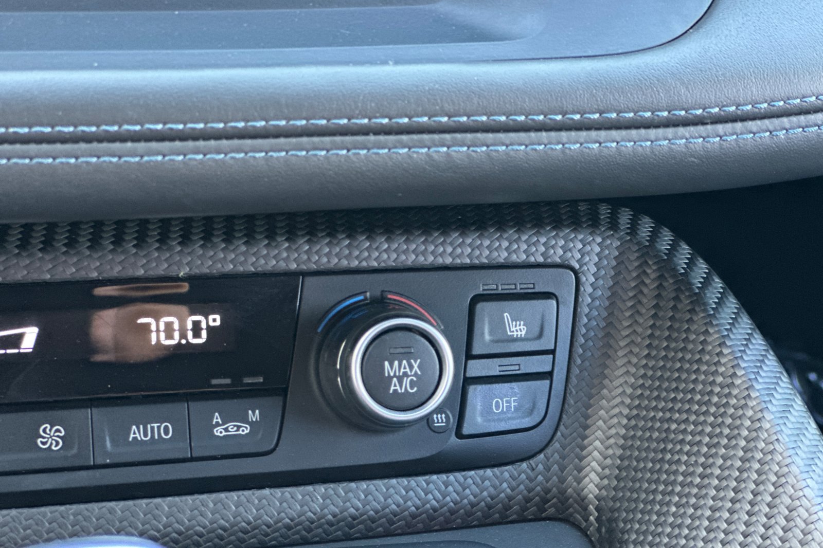 Used 2020 BMW i8 Coupe image 29