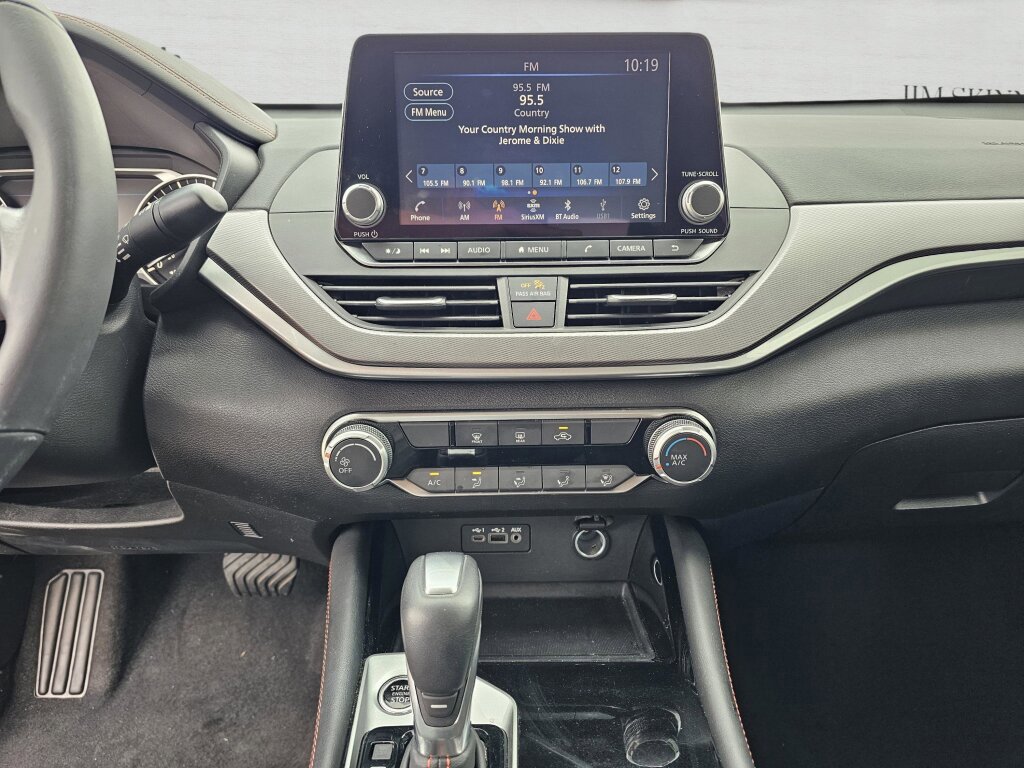 Used 2024 Nissan Altima 2.5 SR image 24