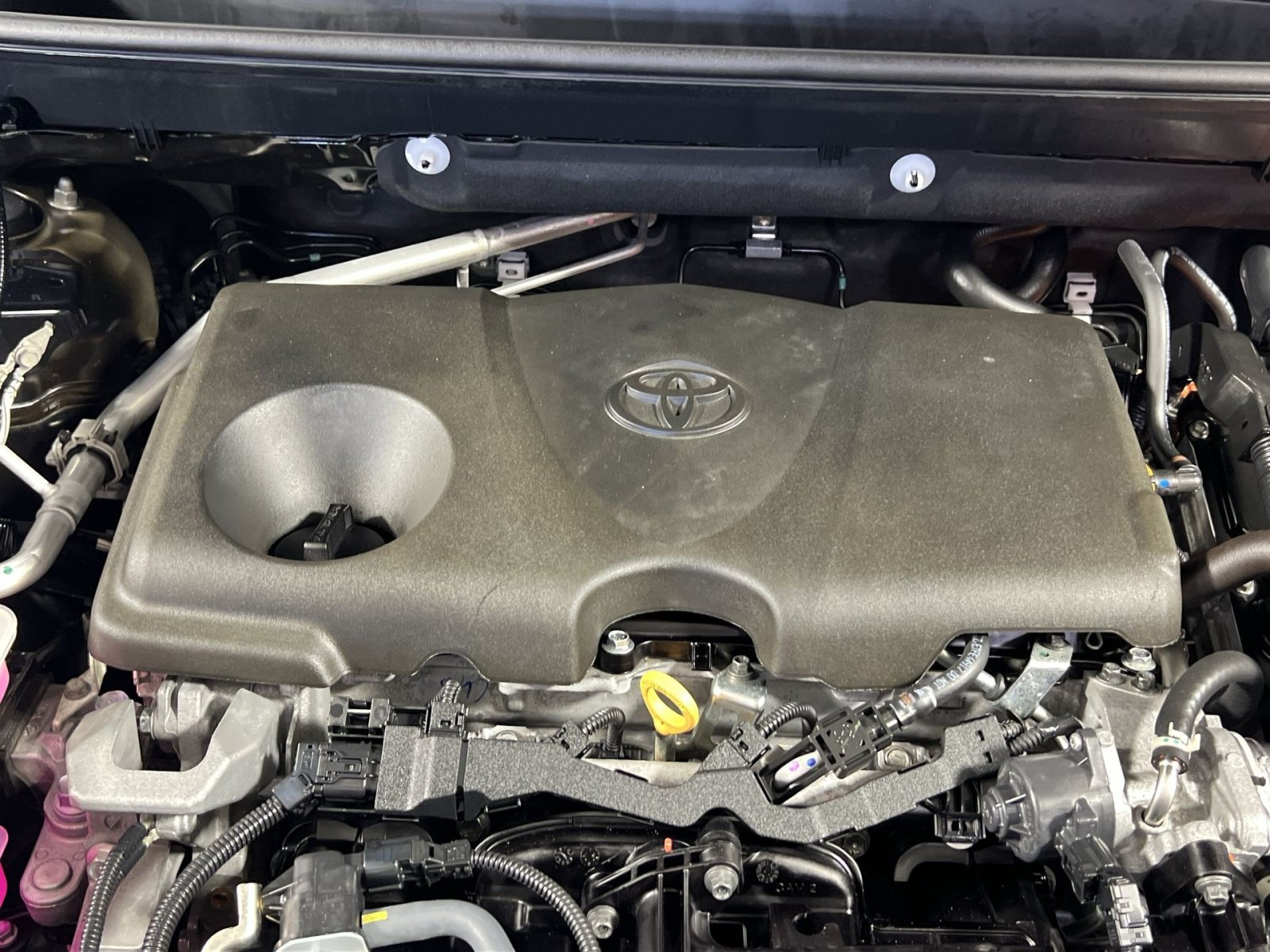 Used 2024 Toyota RAV4 XLE w/ Convenience Package AWD/4WD image 28