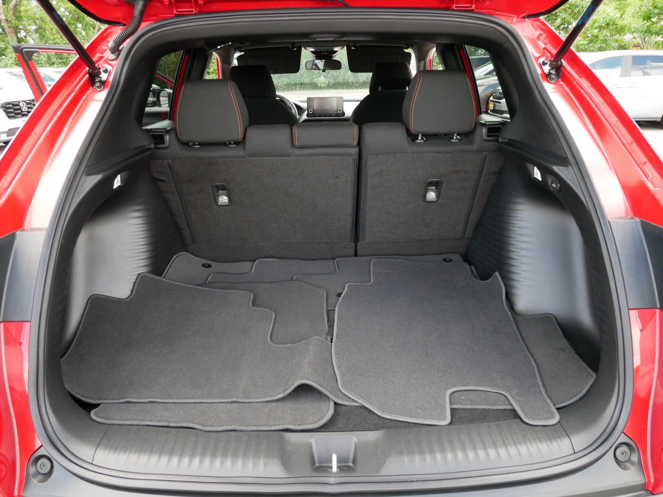 Certified 2024 Honda HR-V Sport image 18