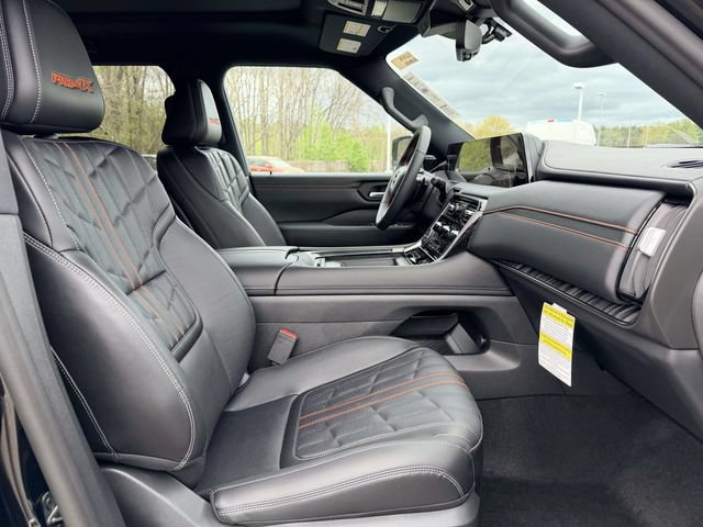 New 2026 Nissan Armada PRO-4X AWD/4WD image 10