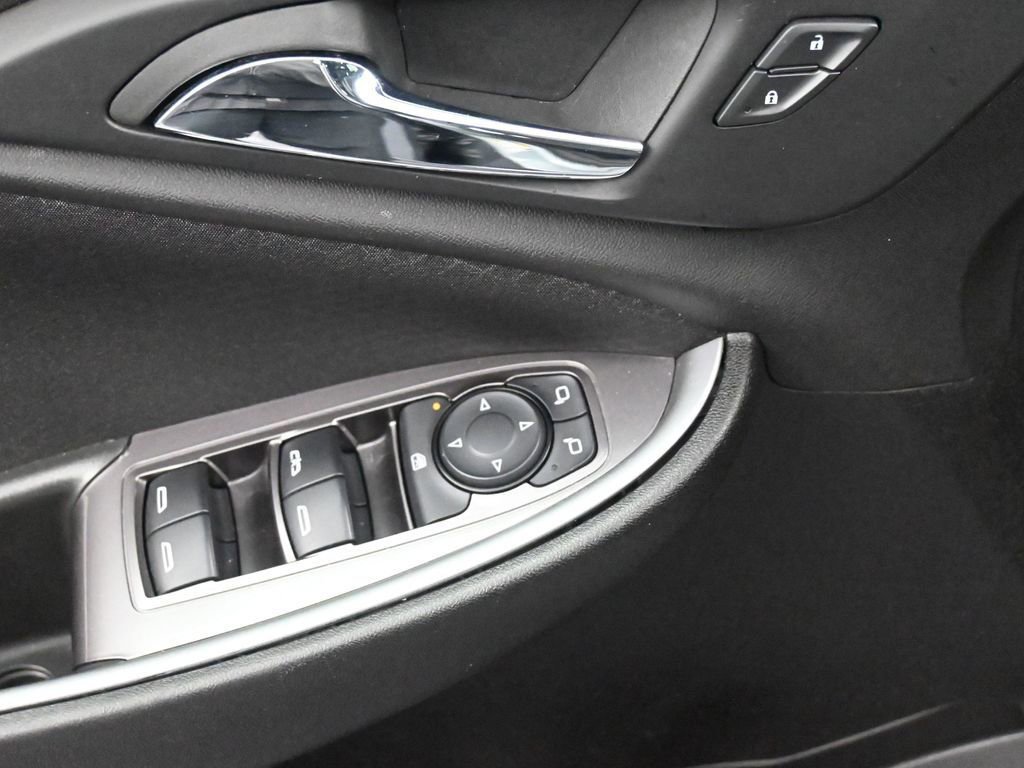 Used 2023 Chevrolet Malibu LT image 26