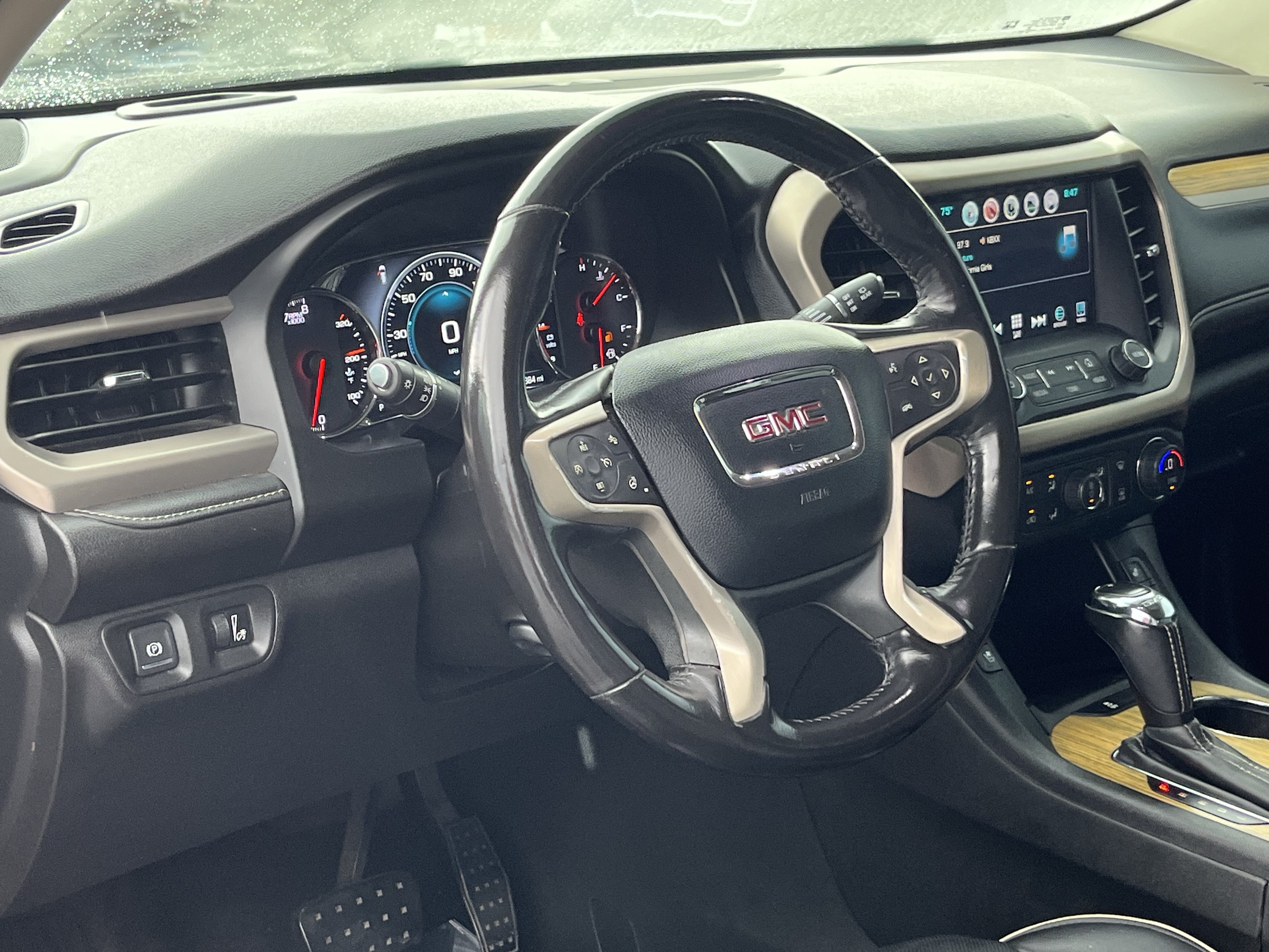 Used 2019 GMC Acadia Denali FWD image 16
