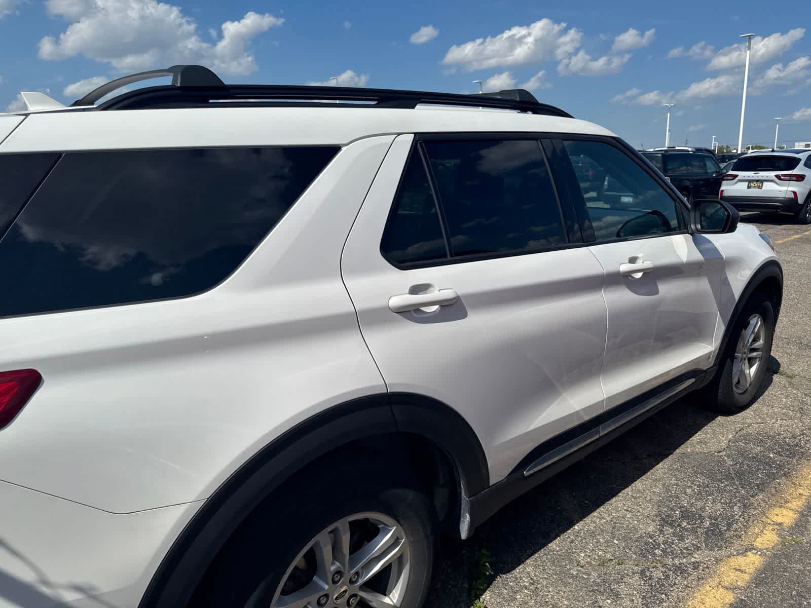 Used 2023 Ford Explorer XLT w/ Equipment Group 202A AWD/4WD image 12