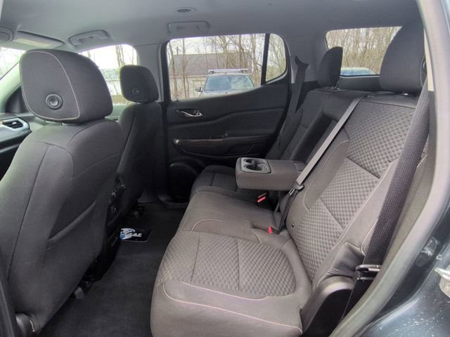 Used 2019 GMC Acadia SLE image 26