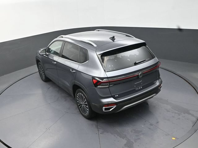 Used 2026 Volkswagen Taos SE FWD image 26