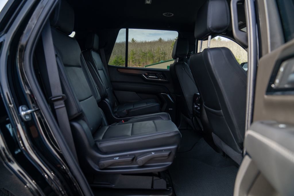 Used 2025 GMC Yukon Denali image 16