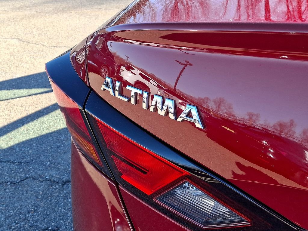 Used 2021 Nissan Altima 2.5 SR w/ SR Premium Package image 30