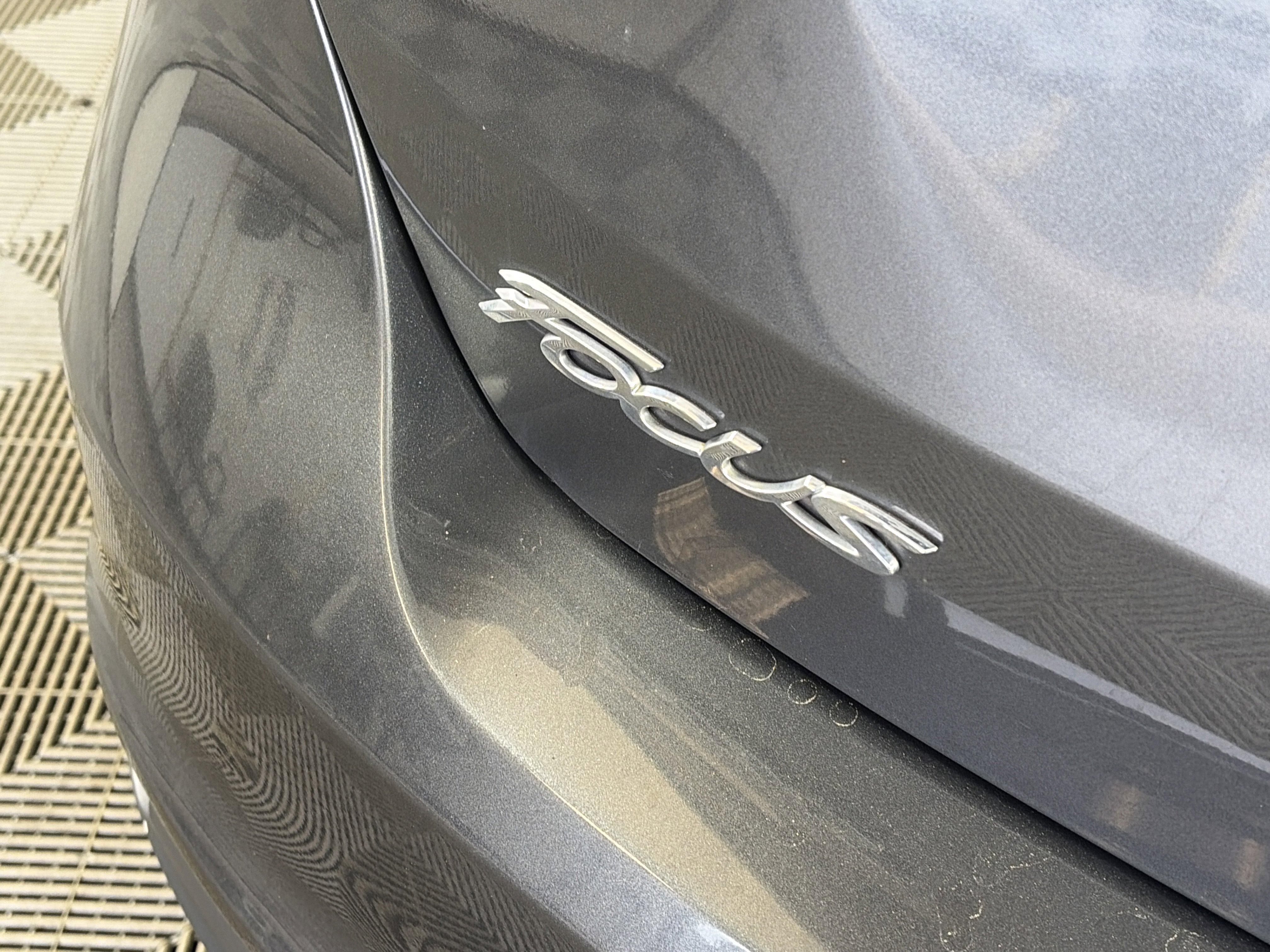 Used 2018 Ford Focus SE image 16