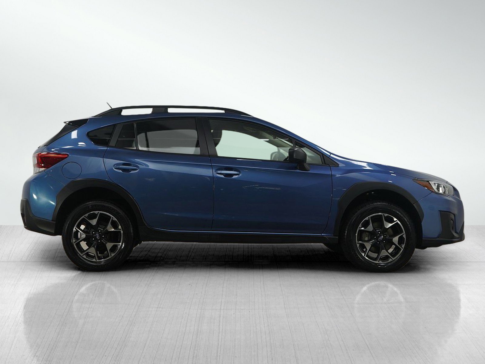 Used 2020 Subaru Crosstrek 2.0i image 6