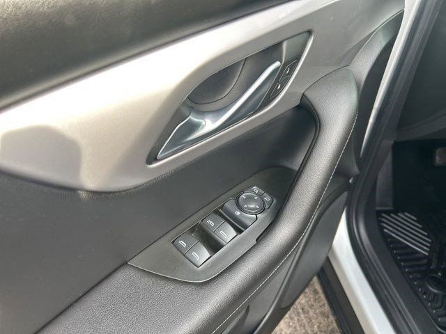 Used 2022 Chevrolet Blazer LT image 12
