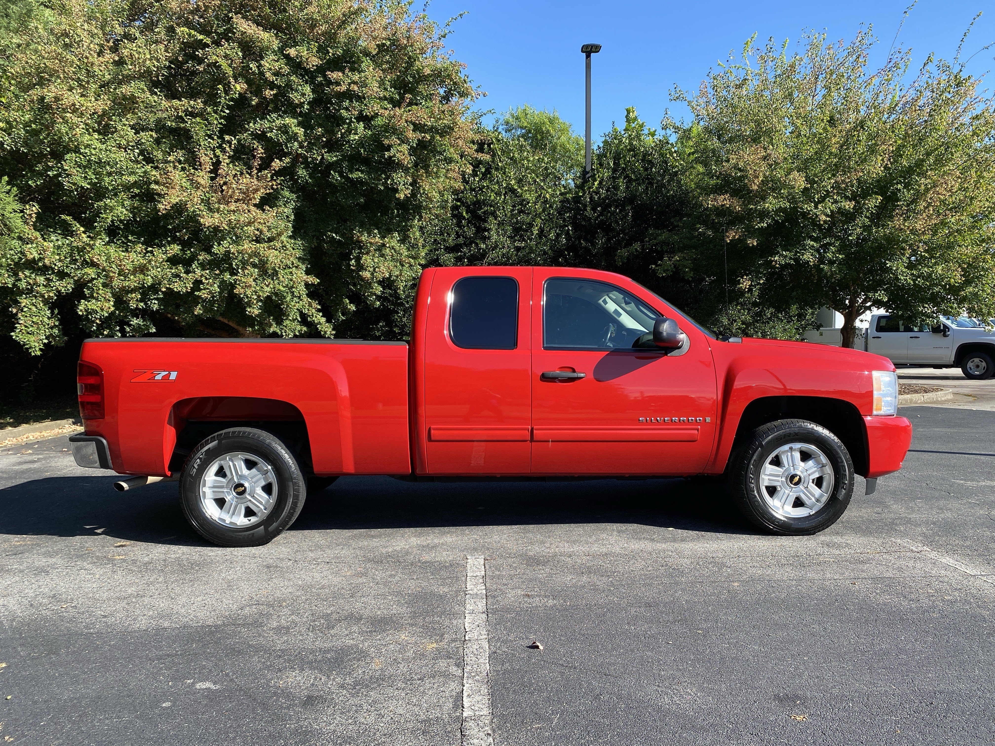 Used 2009 Chevrolet Silverado 1500 LT w/ Power Pack Plus RWD image 10
