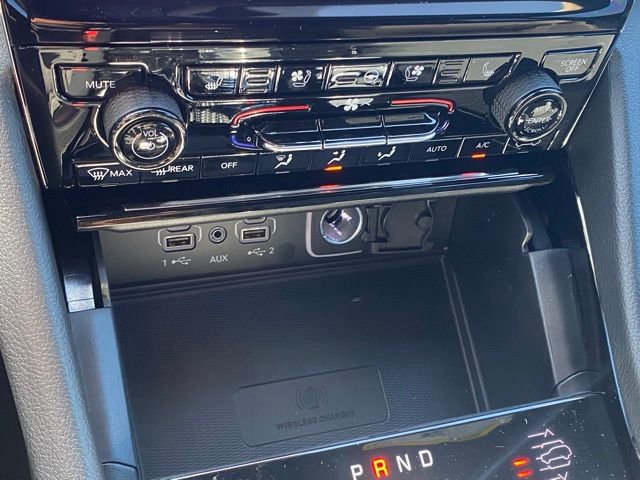 New 2025 Jeep Grand Cherokee Overland w/ Adv Protech Group III image 23