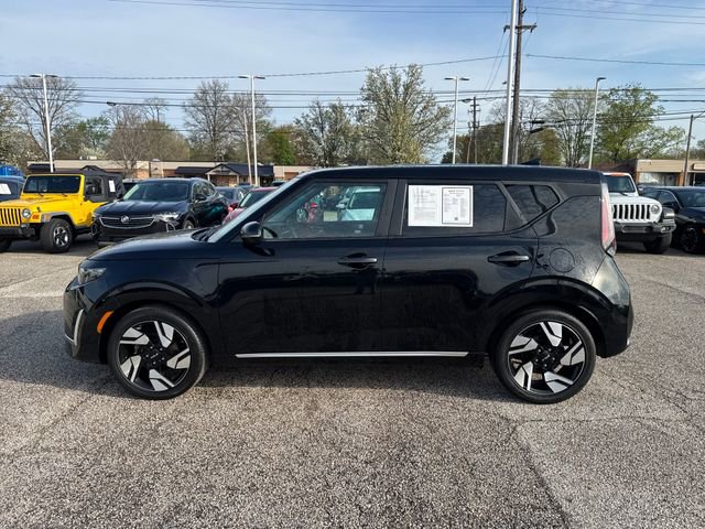 Certified 2023 Kia Soul GT-Line FWD image 4