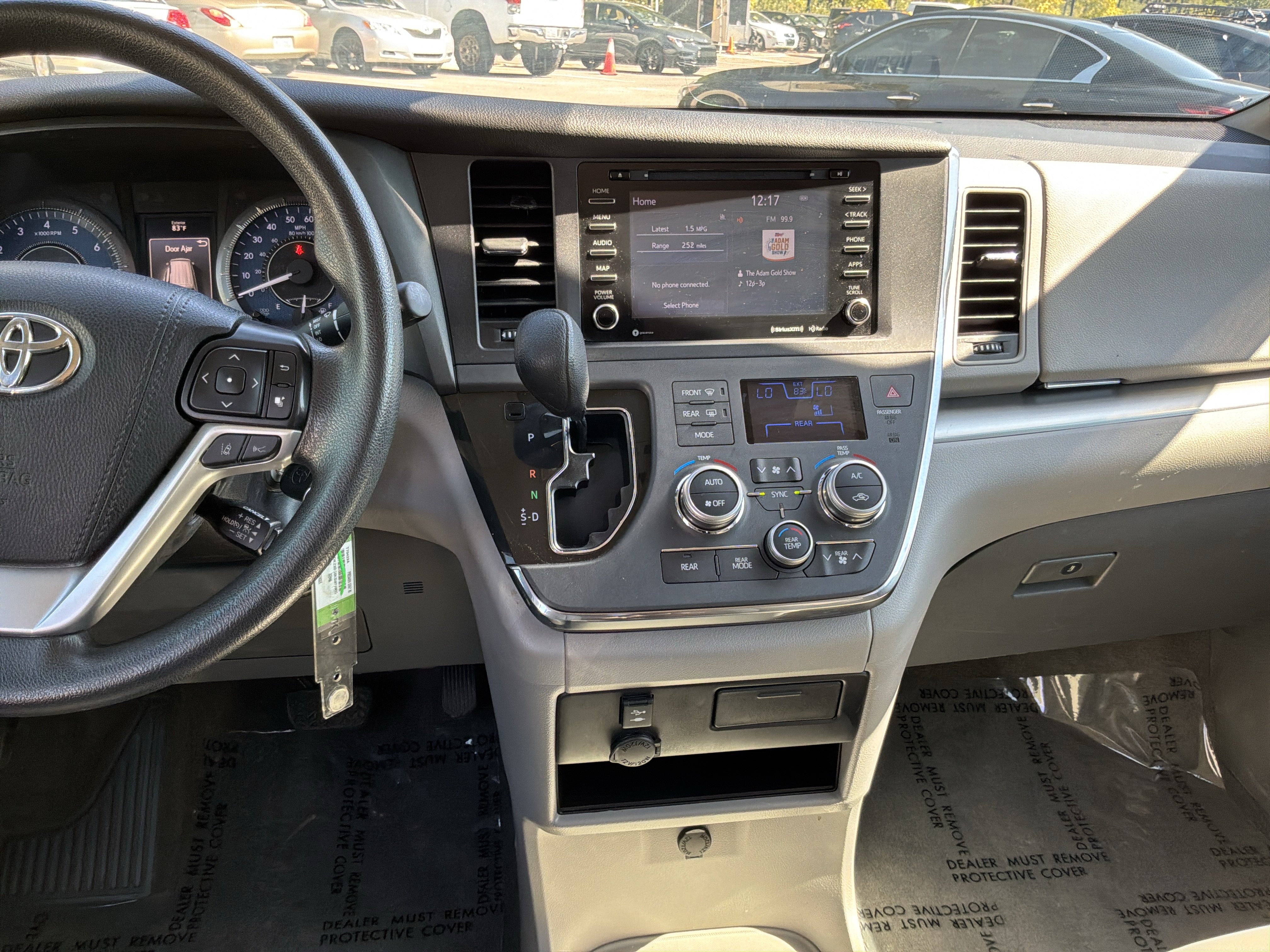 Used 2019 Toyota Sienna LE FWD image 28