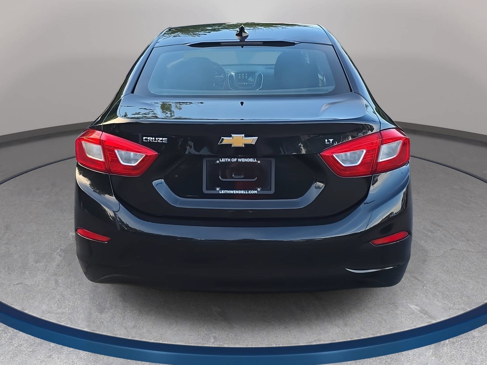 Used 2017 Chevrolet Cruze LT w/ Convenience Package FWD image 6