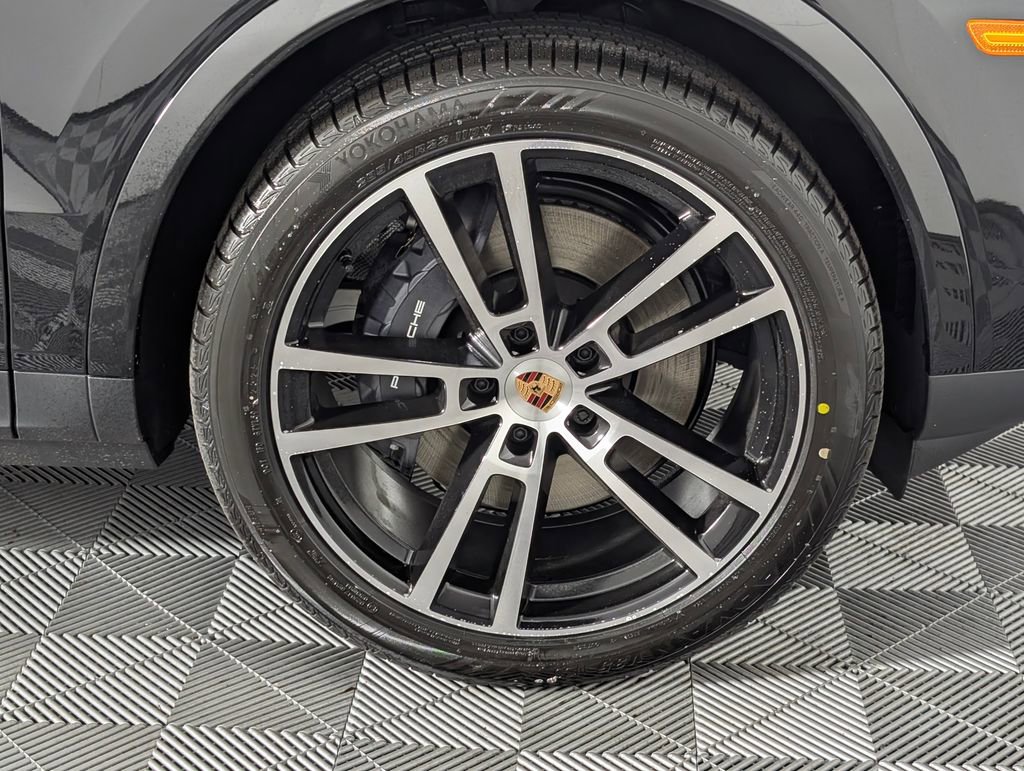 New 2026 Porsche Cayenne Coupe image 13