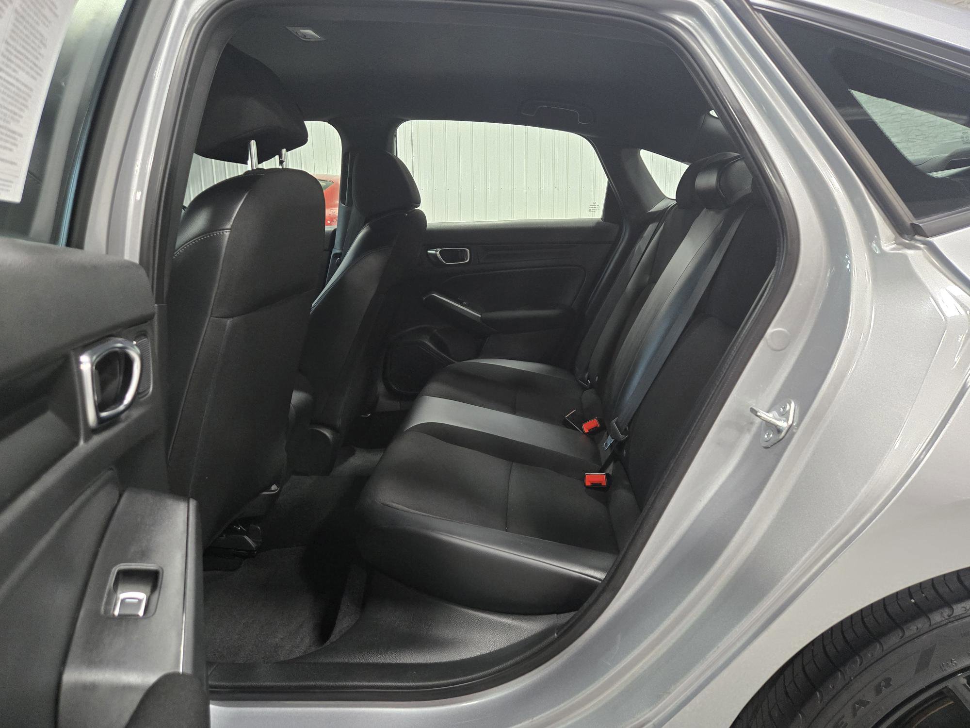 Used 2022 Honda Civic Sport image 9