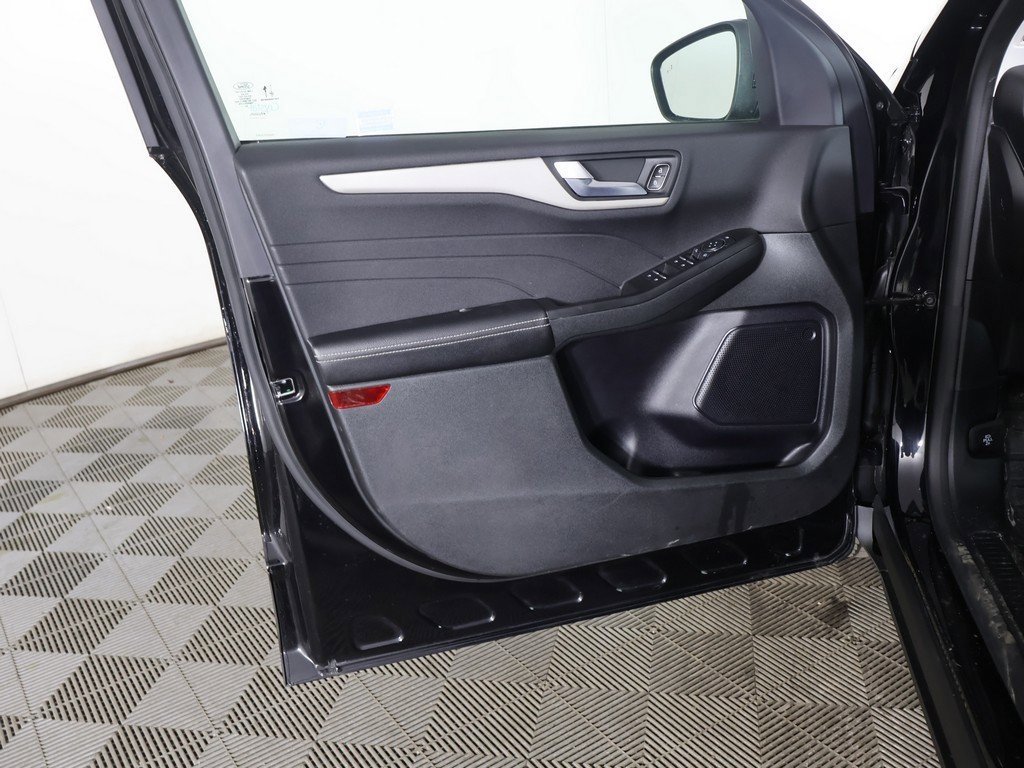 Used 2022 Ford Escape SEL image 20