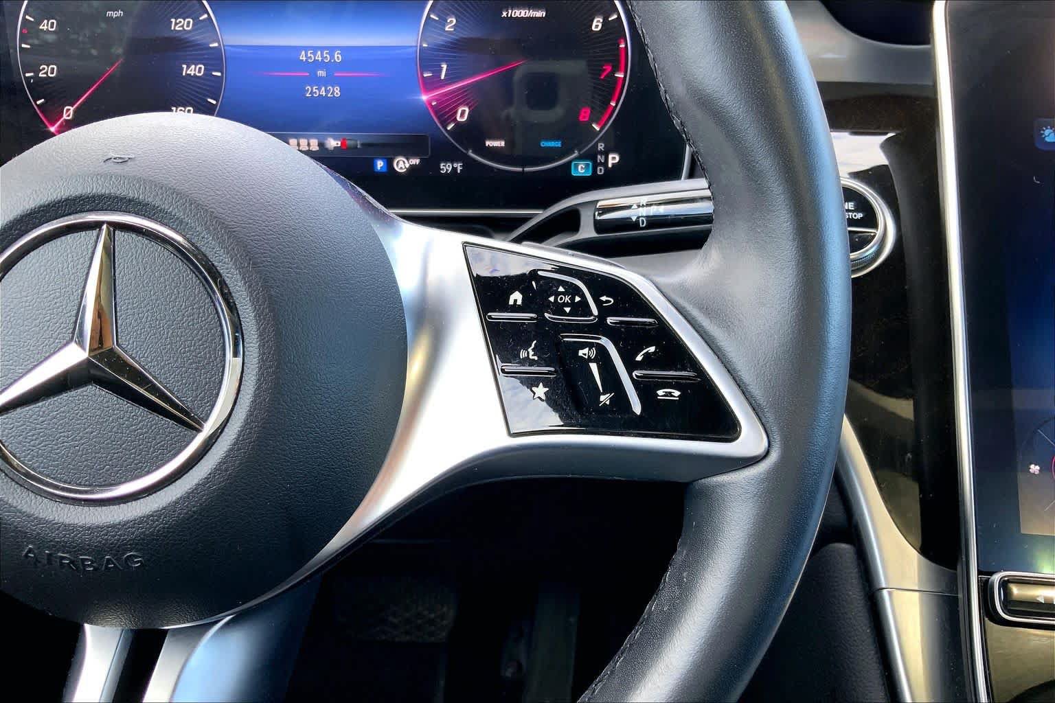 Used 2023 Mercedes-Benz GLC 300 4MATIC image 48