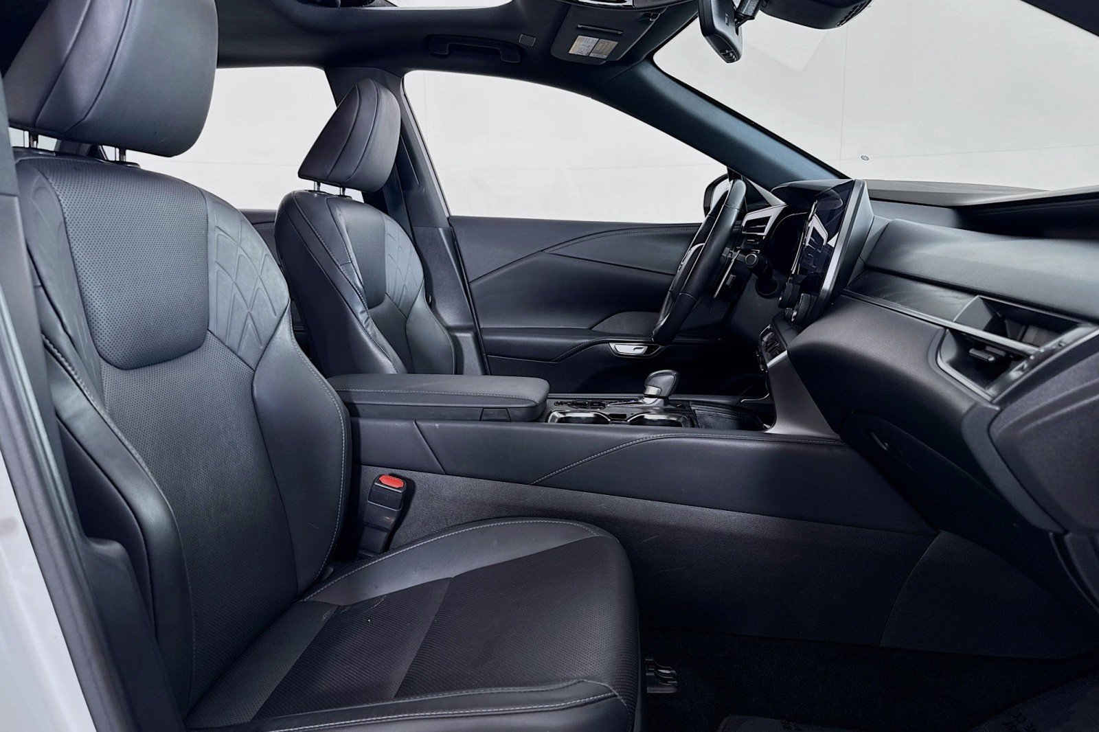 Used 2023 Lexus RX 350 Premium w/ Cold Area Package FWD image 7