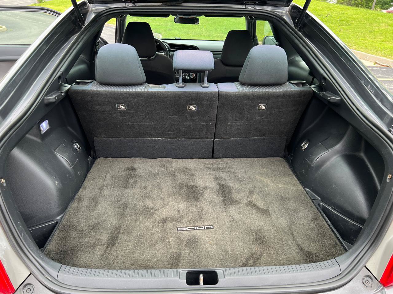 Used 2011 Scion tC FWD image 28