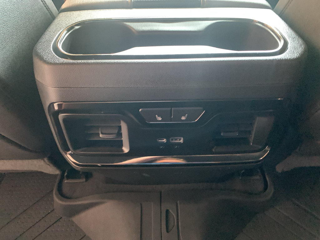 Used 2022 Chevrolet Silverado 1500 ZR2 w/ Technology Package AWD/4WD image 16