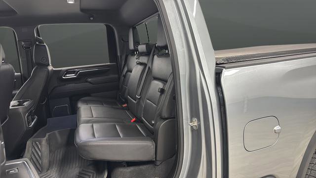 Used 2024 Chevrolet Silverado 2500 LTZ w/ LTZ Plus Package AWD/4WD image 23