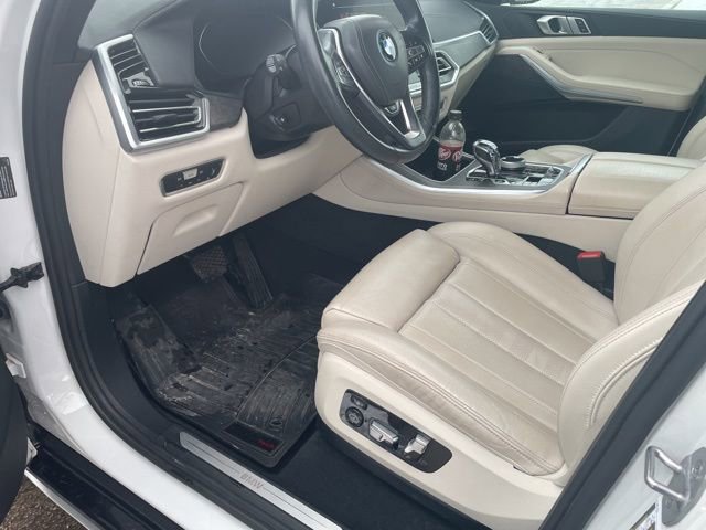 Used 2022 BMW X5 xDrive45e w/ Executive Package image 12