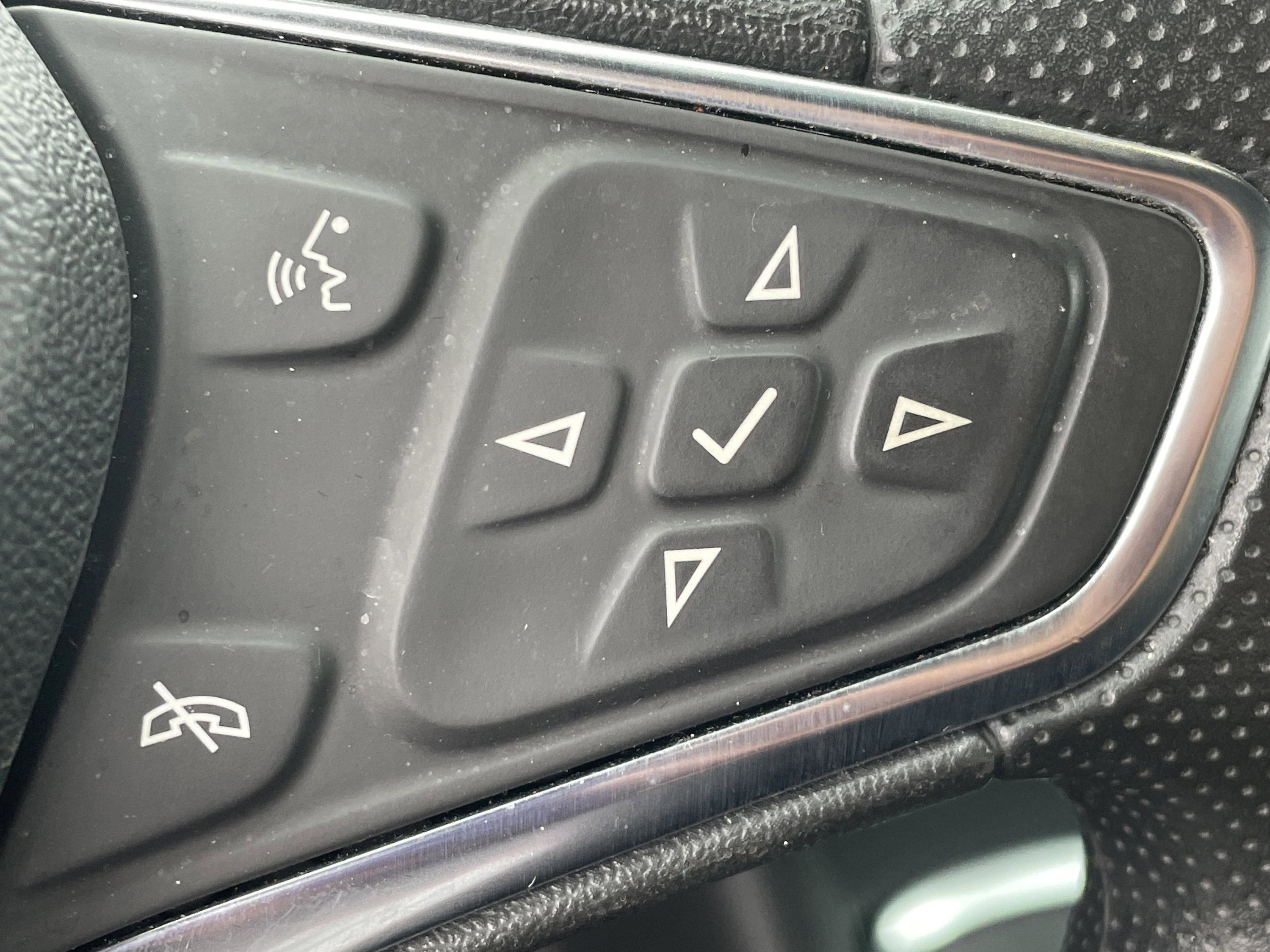 Used 2025 Chevrolet Malibu LT image 14