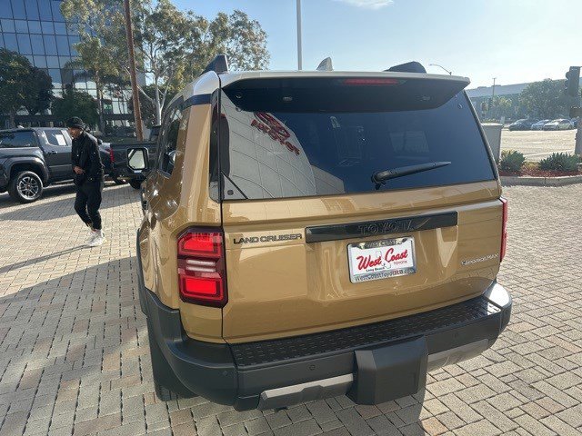 Used 2024 Toyota Land Cruiser image 5