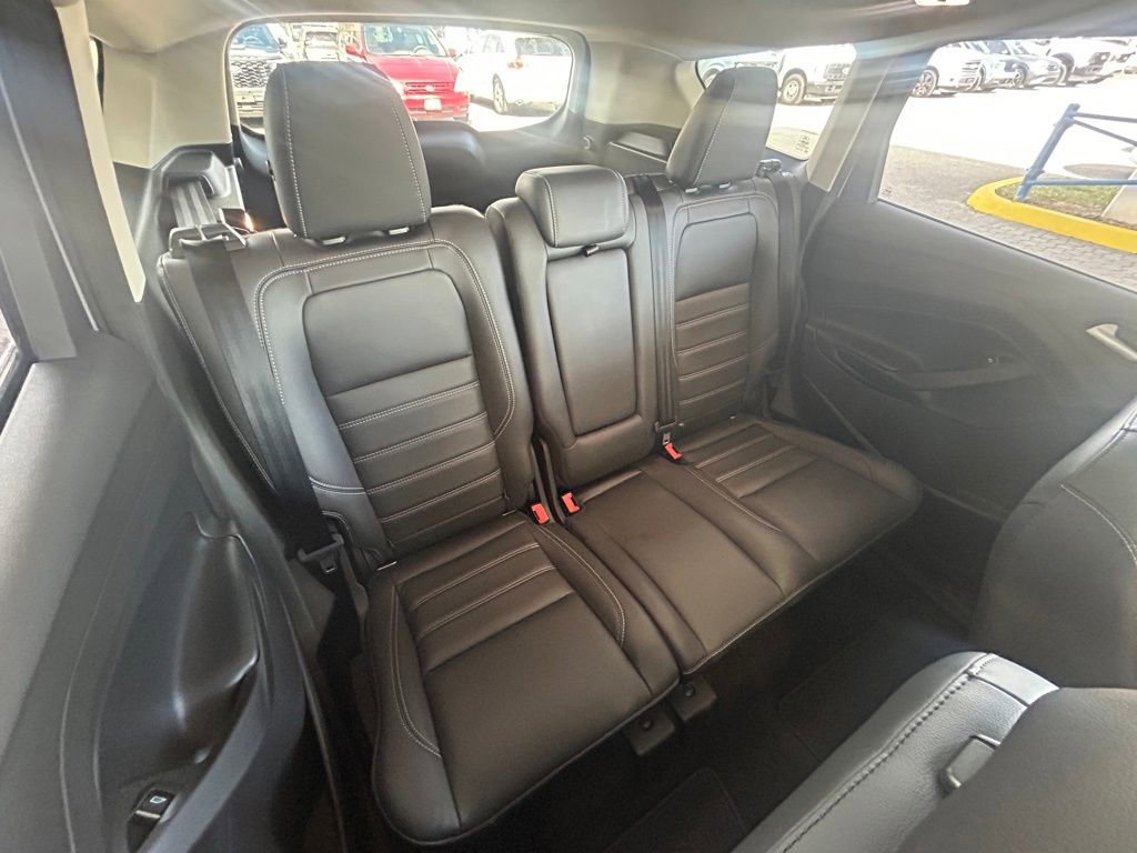 Used 2019 Ford Escape SEL image 31