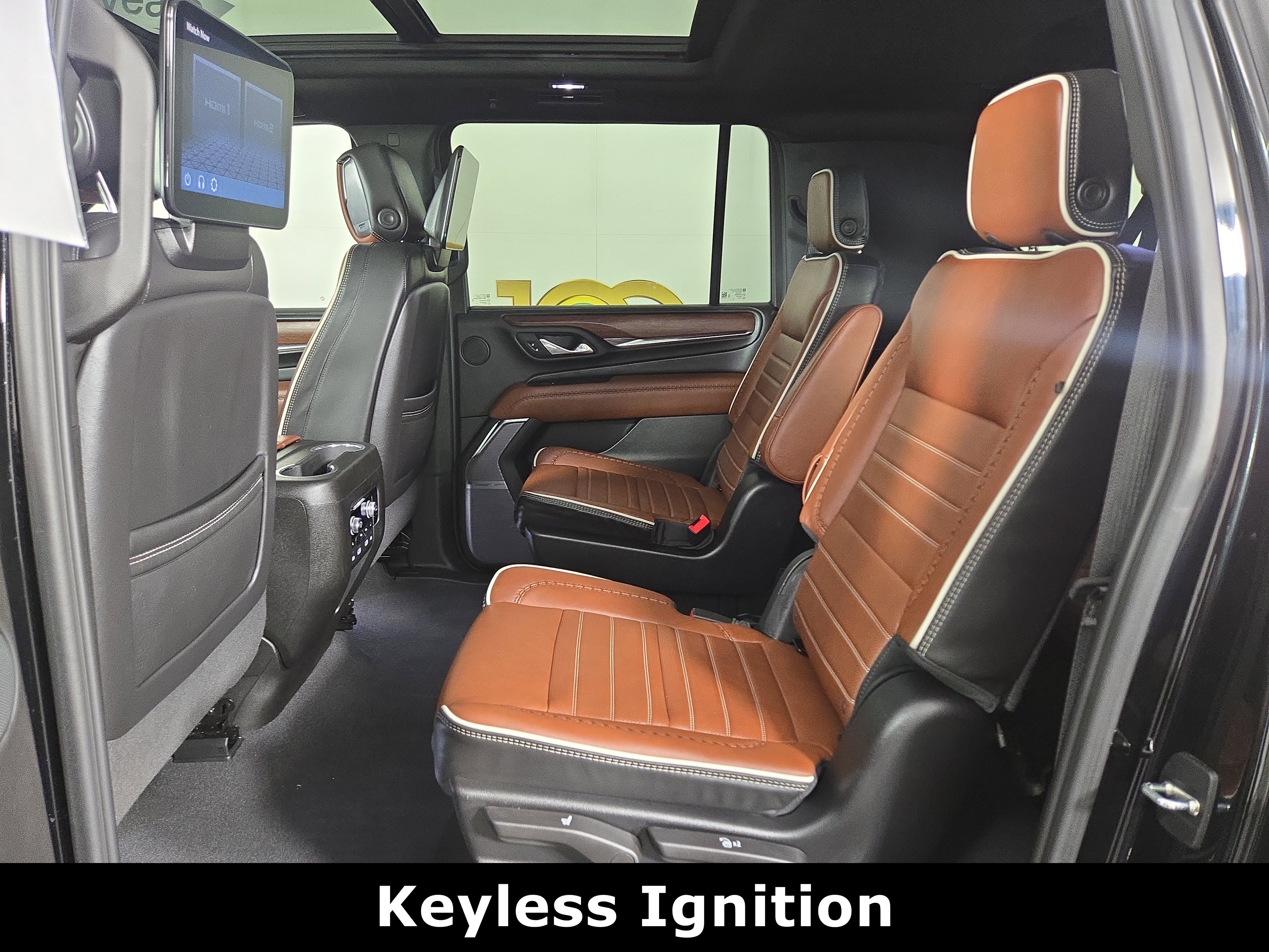 Certified 2024 GMC Yukon XL Denali Ultimate AWD/4WD image 12