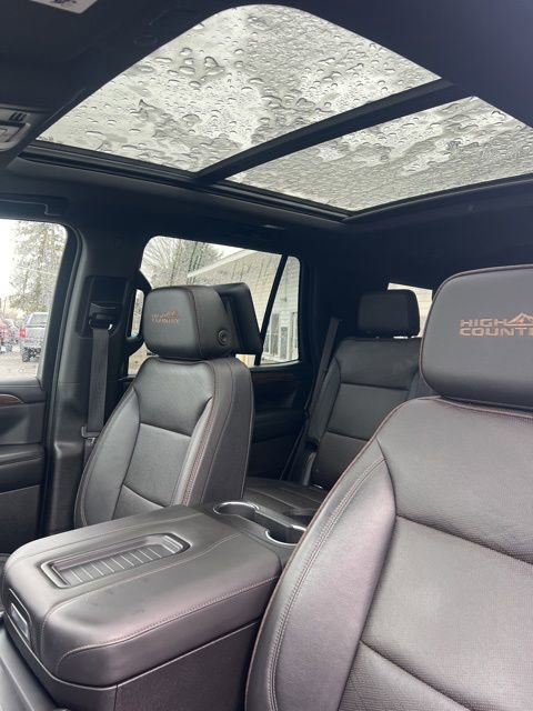 Used 2022 Chevrolet Tahoe High Country AWD/4WD image 33