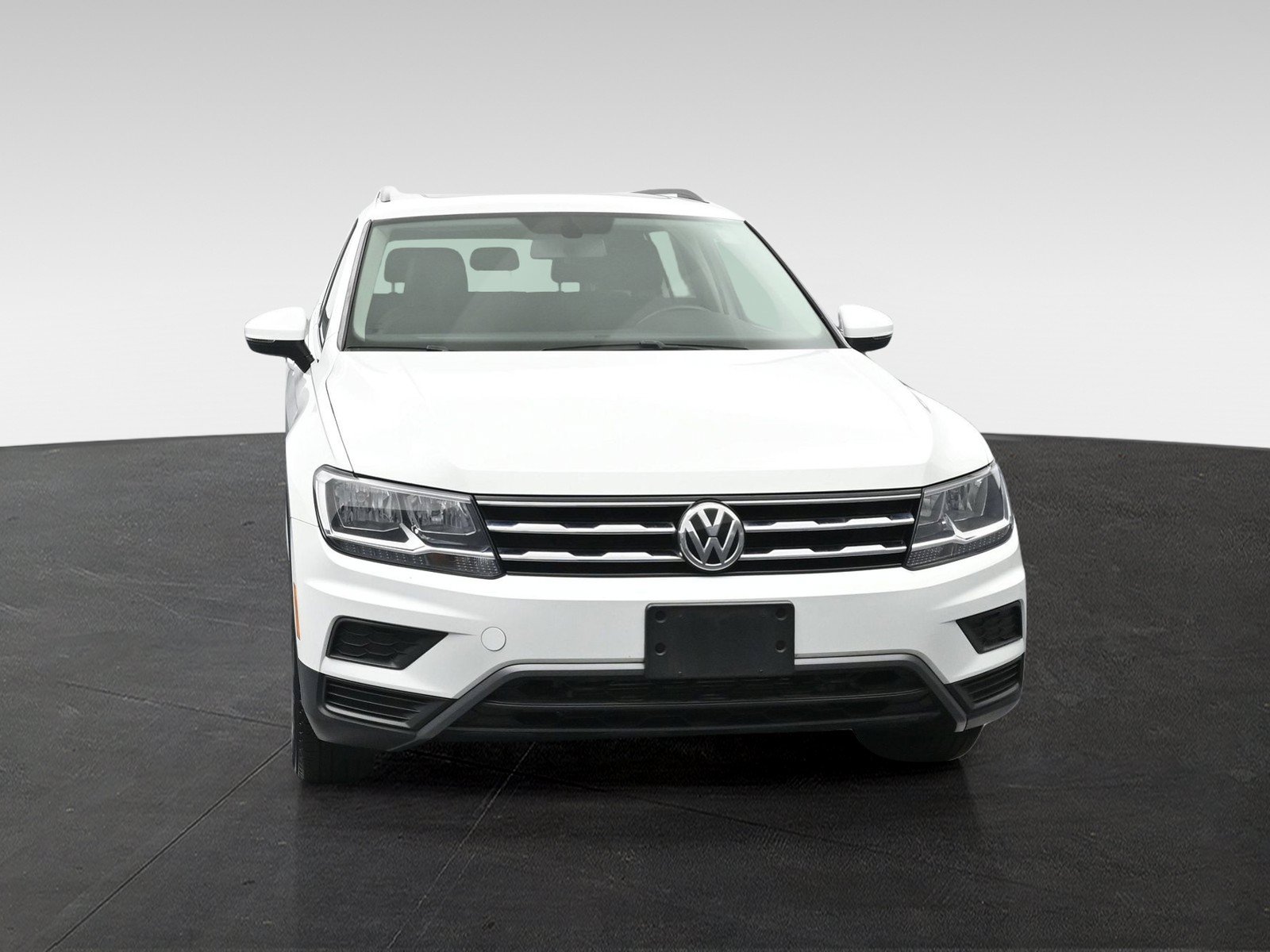 Used 2019 Volkswagen Tiguan SE w/ Panoramic Sunroof Package AWD/4WD image 7